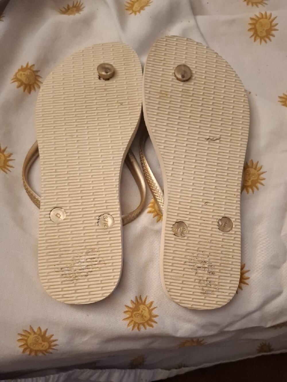 Havaianas Gold-strap Tropical Print Flip Flops - Pink & Teal Sz 7/8 - Picture 5 of 6